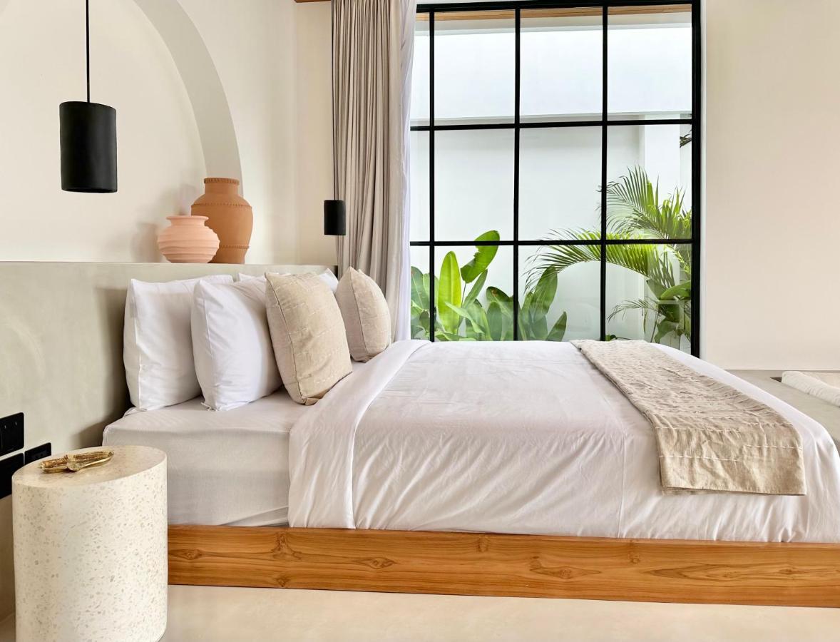 The Suites By The Young Villas Uluwatu Kültér fotó